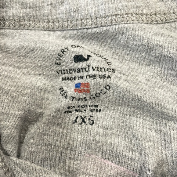 Vineyard Vines T - Picture 3 of 3